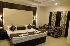 Super Deluxe Room